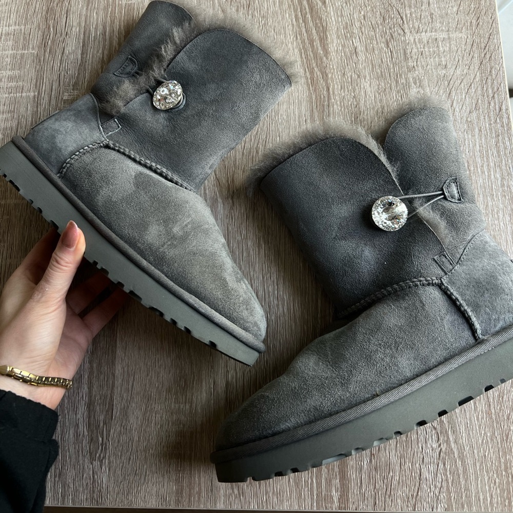 Like NEW UGG Bailey Button Swarovski’s crystal boots